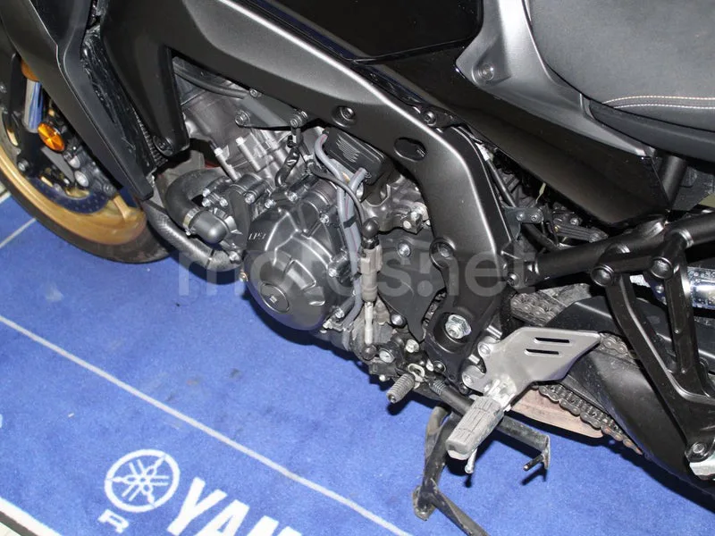 Yamaha Tracer 9 - Vista 14
