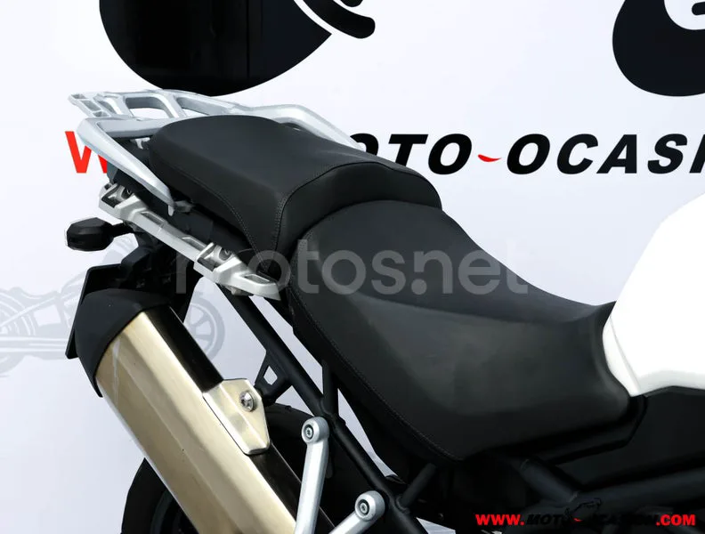 Triumph Tiger Explorer - Vista 11