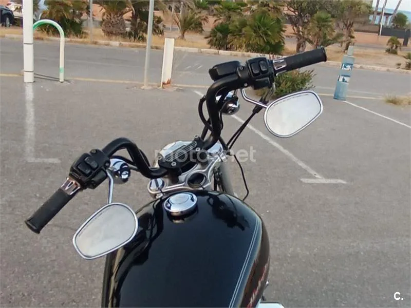 Harley-Davidson Sportster 883 - Vista 8