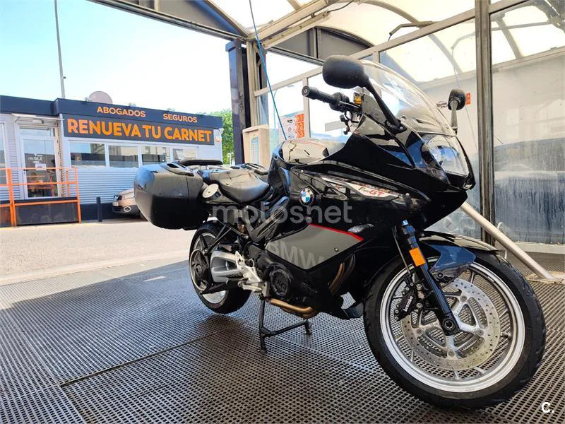 BMW F 800 GT - Vista 3