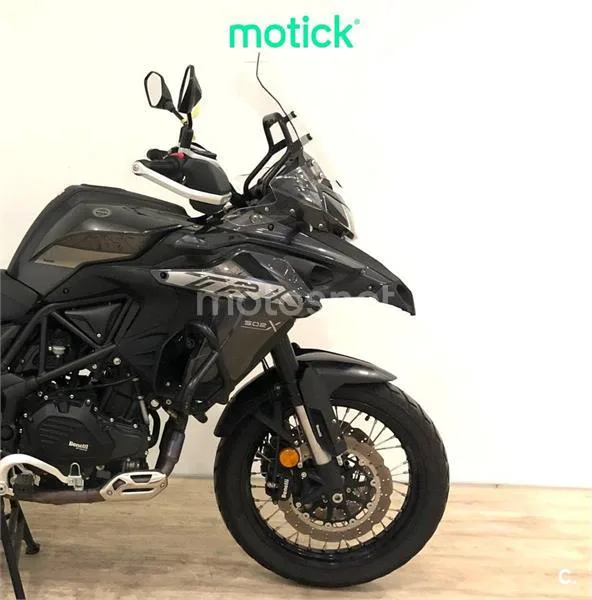 Benelli TRK 502 - Vista 4
