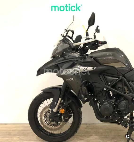 Benelli TRK 502 - Vista 7