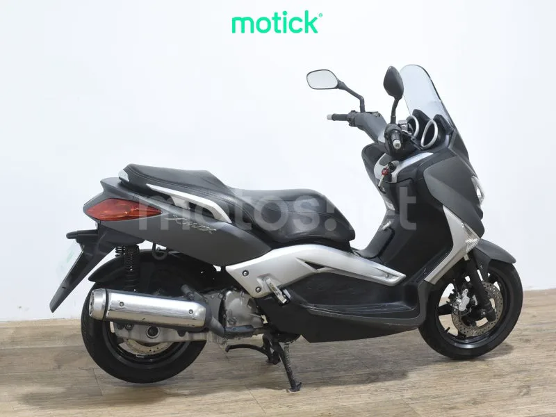 Yamaha XMAX 125 - Vista 10
