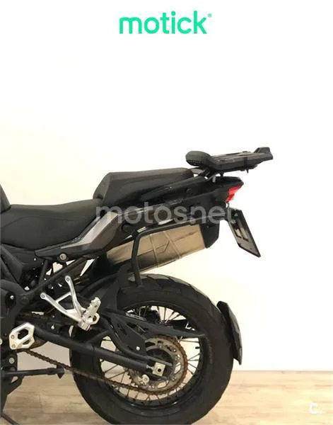 Benelli TRK 502 - Vista 8