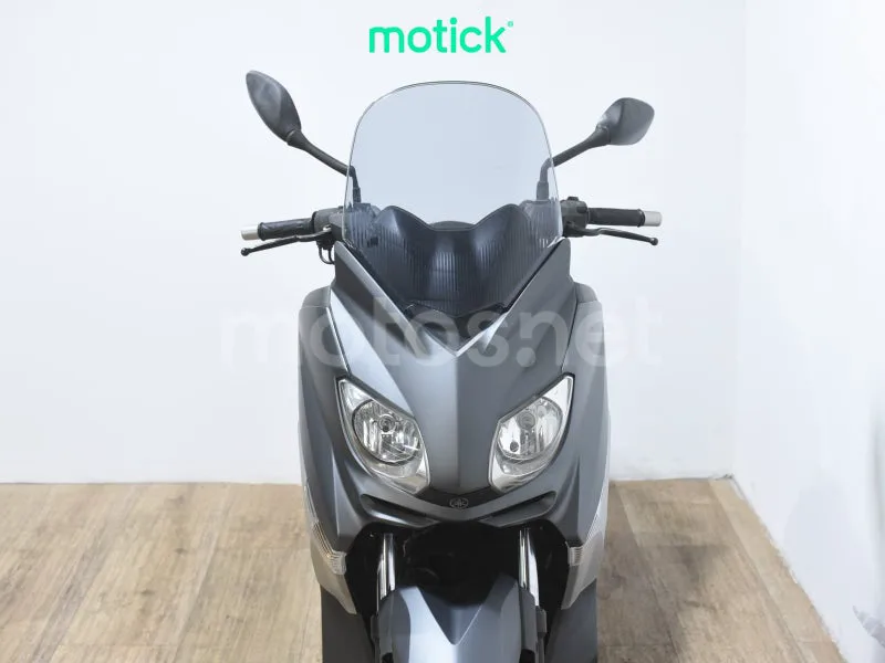 Yamaha XMAX 125 - Vista 11