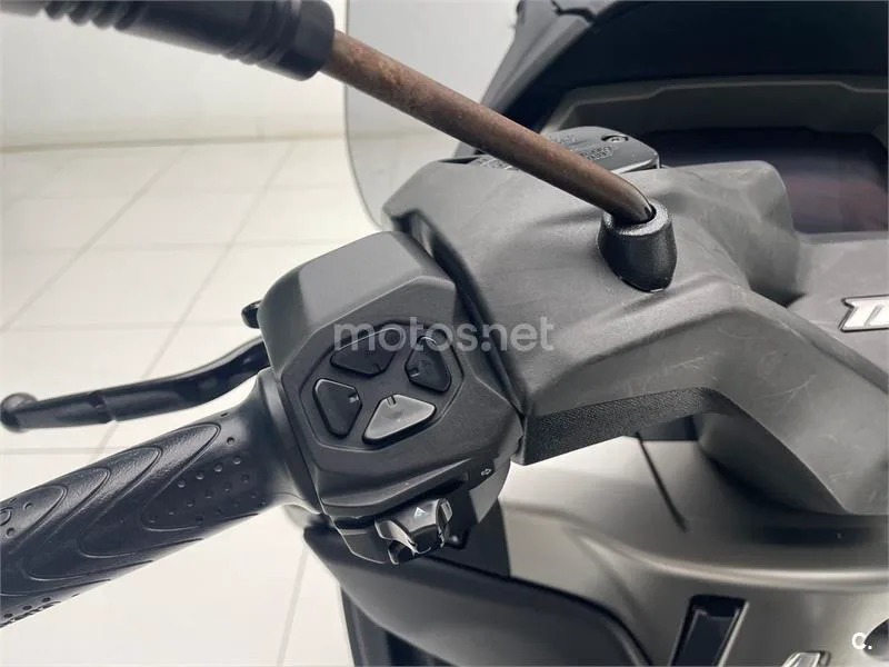Piaggio MP3 - Vista 11