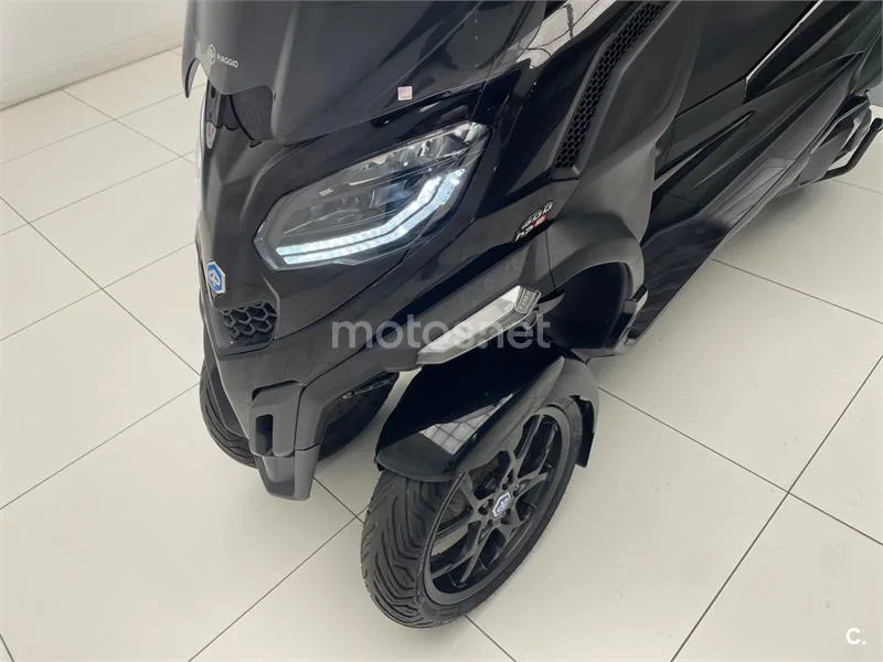 Piaggio MP3 - Vista 14