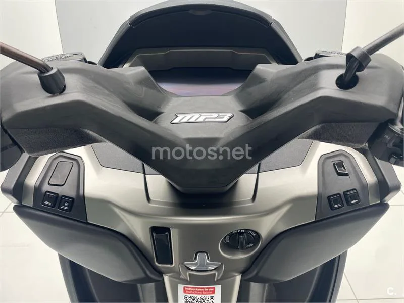 Piaggio MP3 - Vista 10