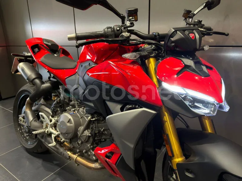 Ducati Streetfighter V2 - Vista 7