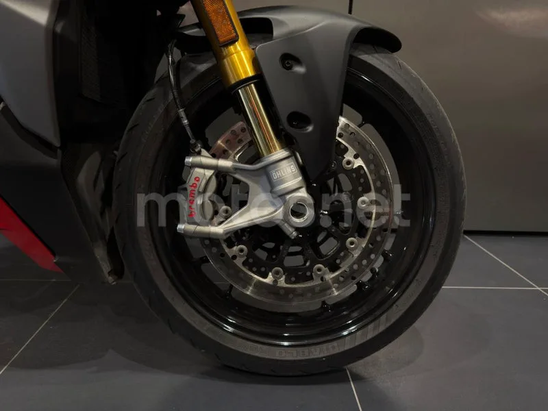Ducati Multistrada V2 - Vista 4