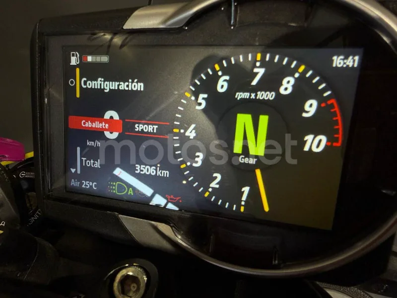 Ducati Scrambler - Vista 3