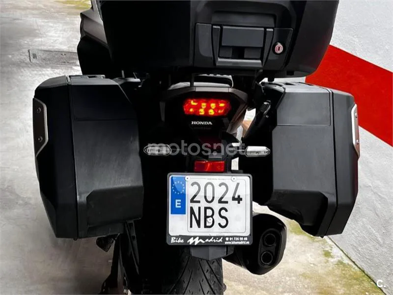 Honda NT1100 - Vista 3