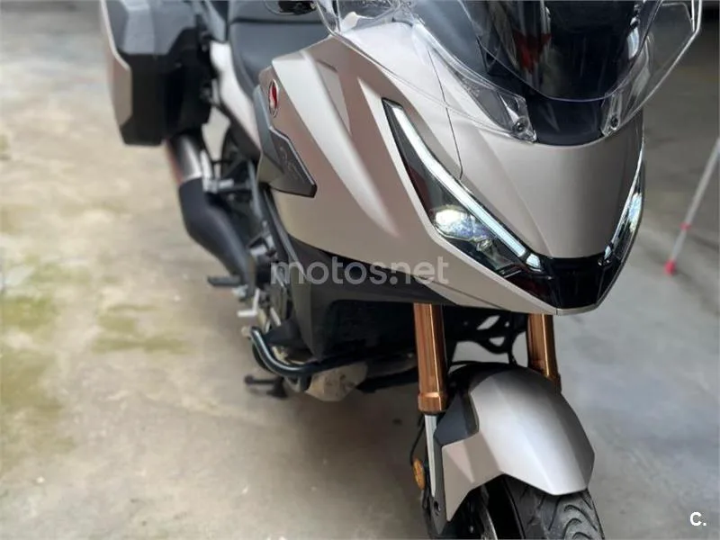 Honda NT1100 - Vista 6
