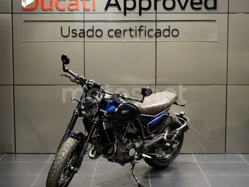 Ducati Scrambler - Vista 3
