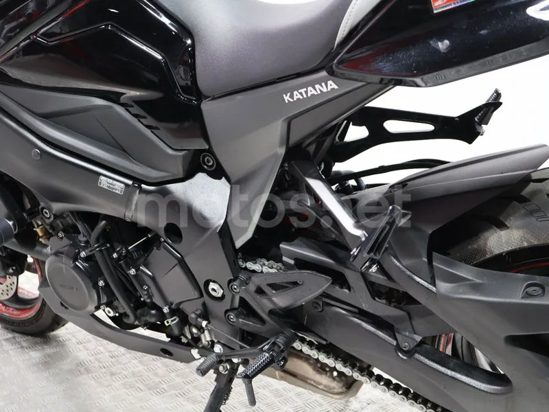 Suzuki Katana - Vista 14