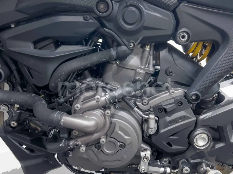 Ducati Monster - Vista 13