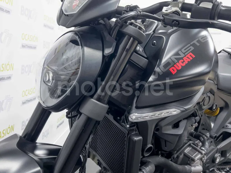 Ducati Monster - Vista 15