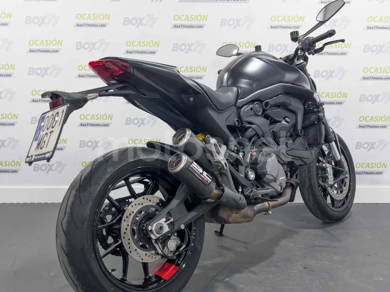 Ducati Monster - Vista 5