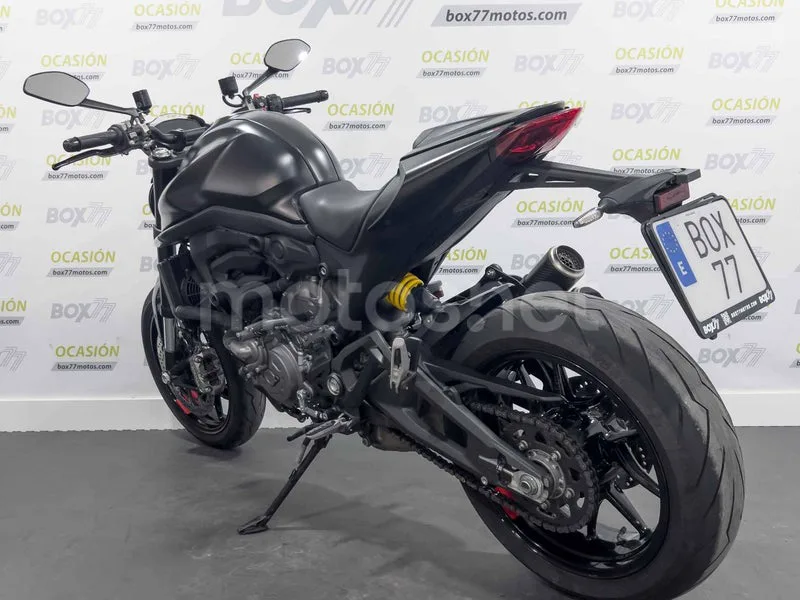 Ducati Monster - Vista 6