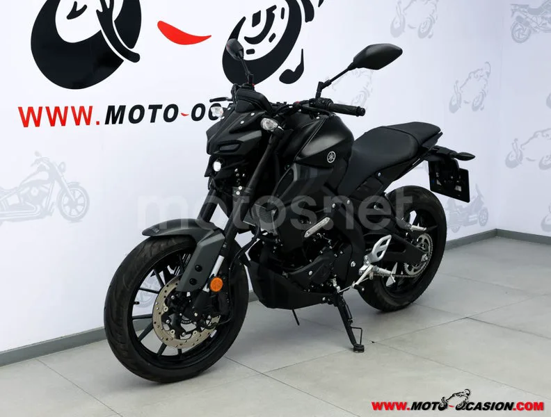 Yamaha MT-125 - Vista 8