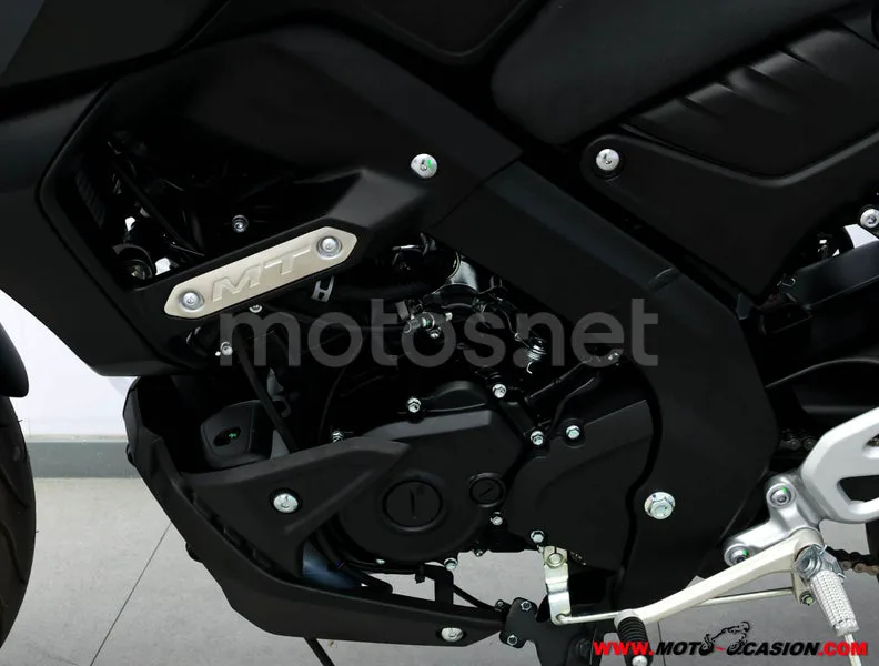 Yamaha MT-125 - Vista 10