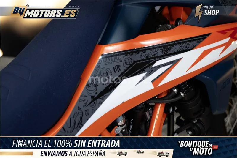 KTM 690 SMC R - Vista 21