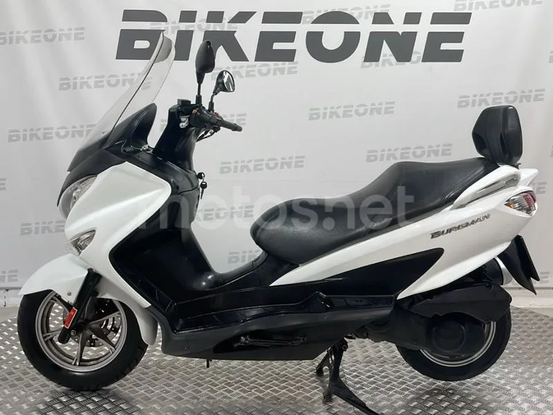 Suzuki Burgman 125 - Vista 4
