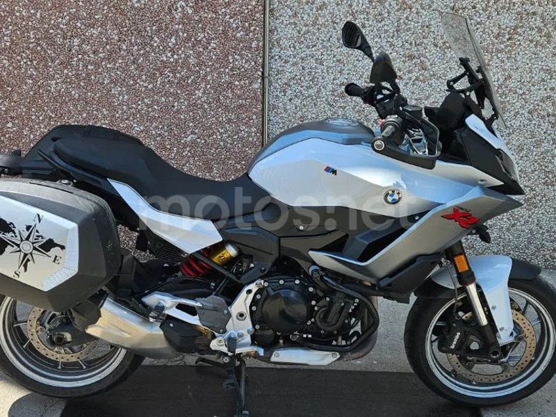 BMW F 900 XR - Vista 3