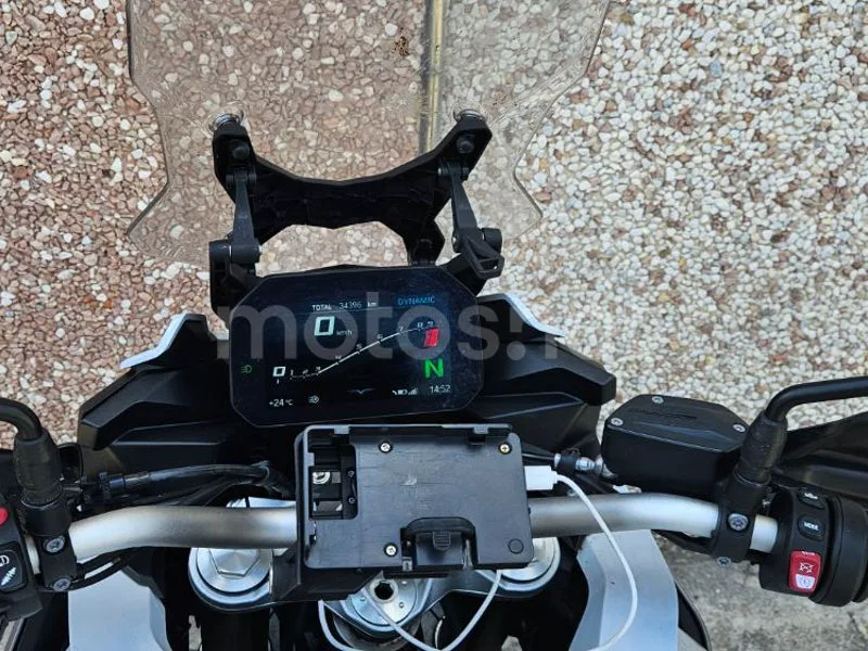 BMW F 900 XR - Vista 6