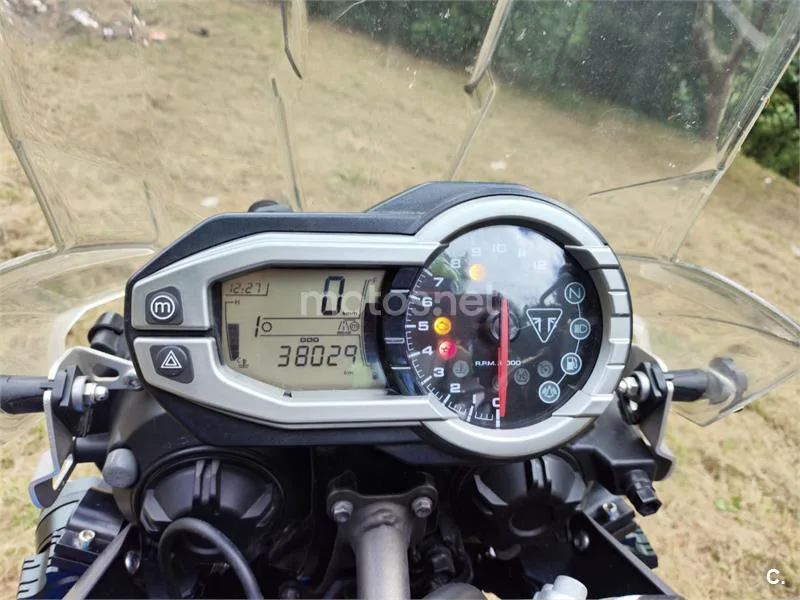 Triumph Tiger 800 XR - Vista 5
