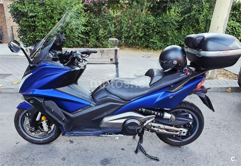 Kymco AK 550 - Vista 5