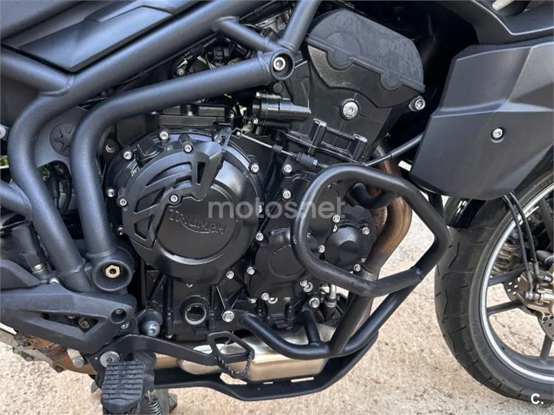 Triumph Tiger 800 - Vista 5