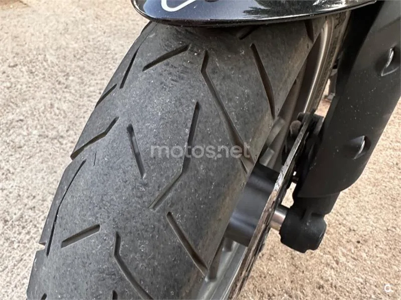 Triumph Tiger 800 - Vista 7