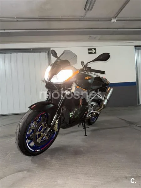 Aprilia Tuono 1000 R - Vista 7