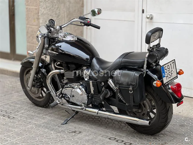Triumph America - Vista 8