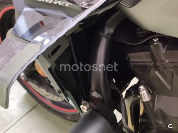 Honda CB1000 Hornet - Vista 5