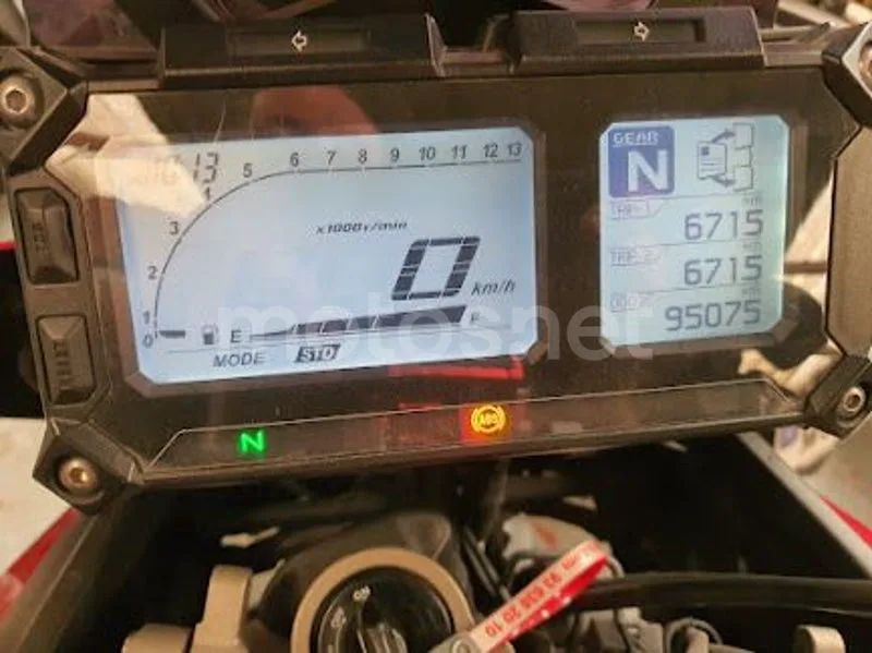 Yamaha MT-09 Tracer - Vista 5