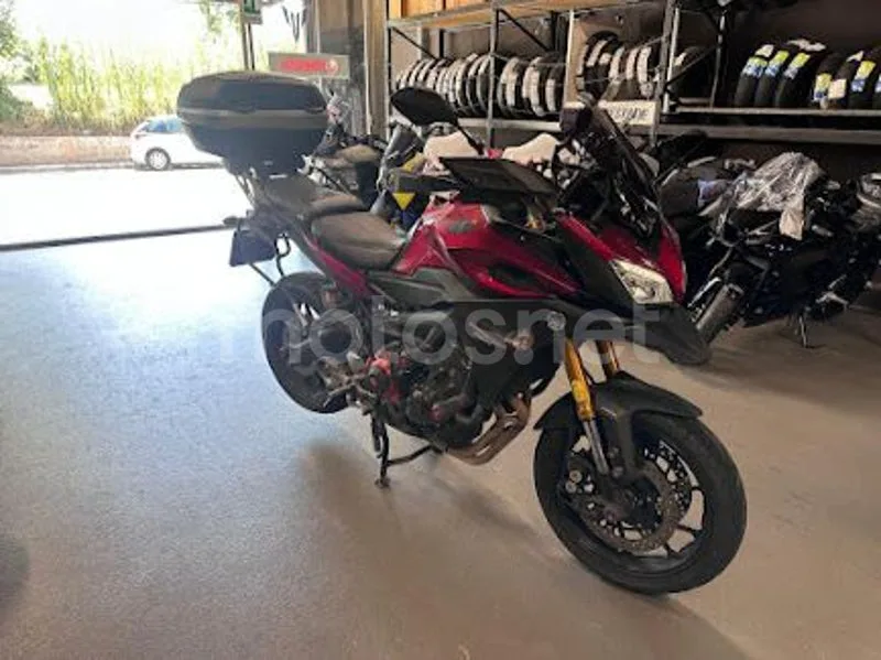 Yamaha MT-09 Tracer - Vista 10