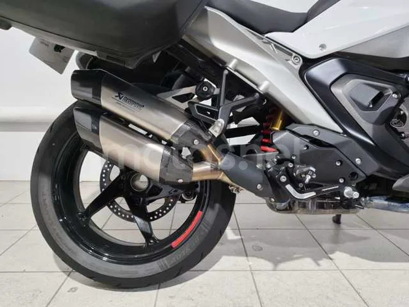 BMW R 1300 RS - Vista 7