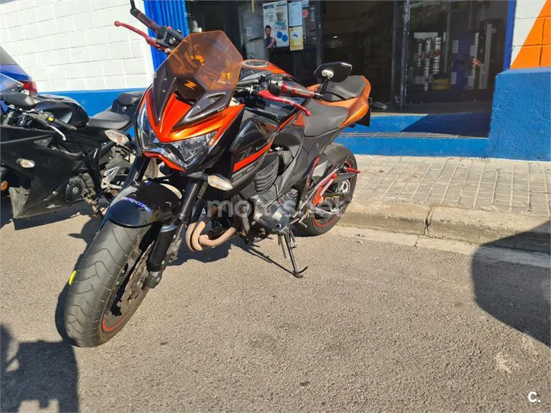 Kawasaki Z800 - Vista 5