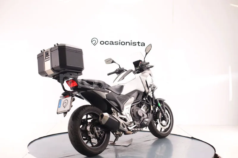 Honda NC750X - Vista 3