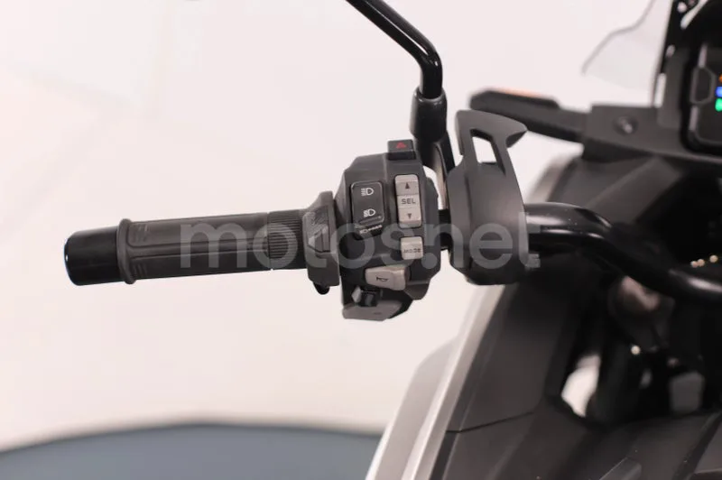 Honda NC750X - Vista 8