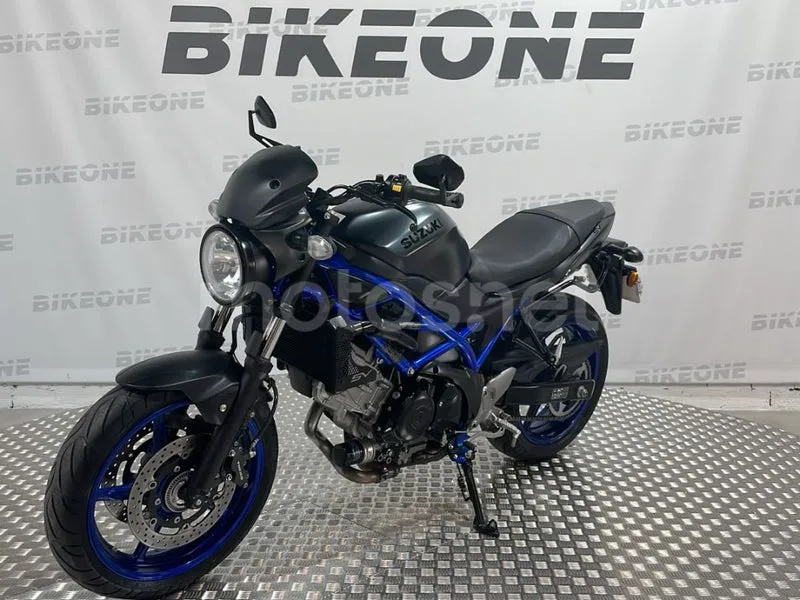 Suzuki SV650 - Vista 3