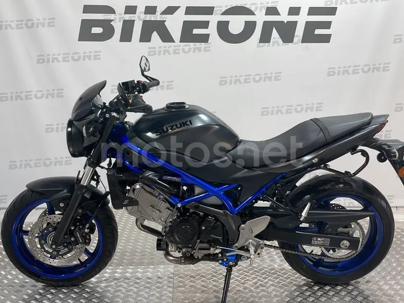 Suzuki SV650 - Vista 4