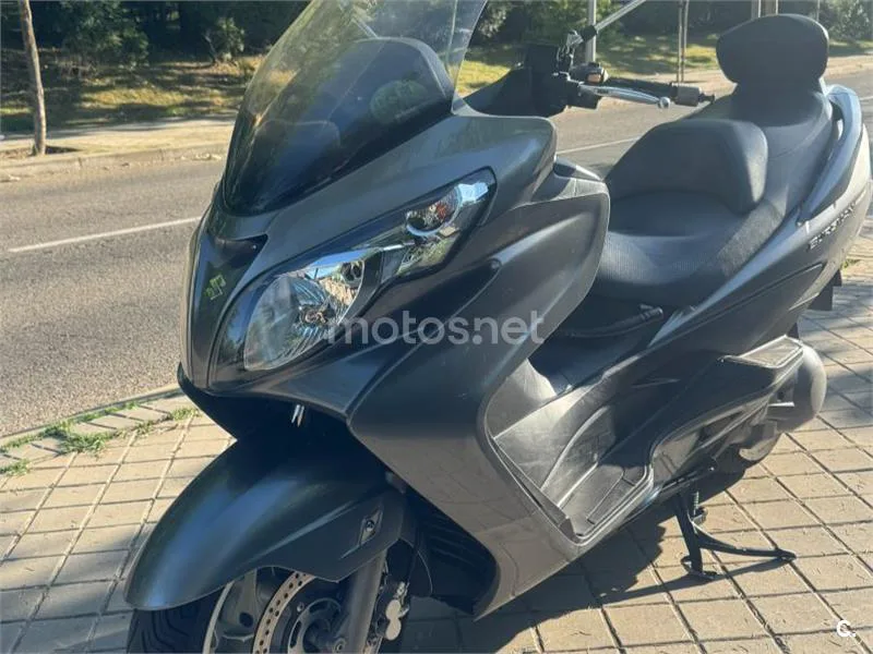 Suzuki Burgman 400 2400 € 2006 Madrid - 1
