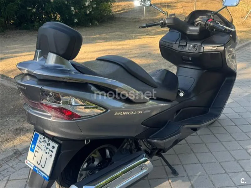 Suzuki Burgman 400 - Vista 18