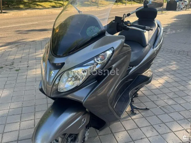 Suzuki Burgman 400 - Vista 29