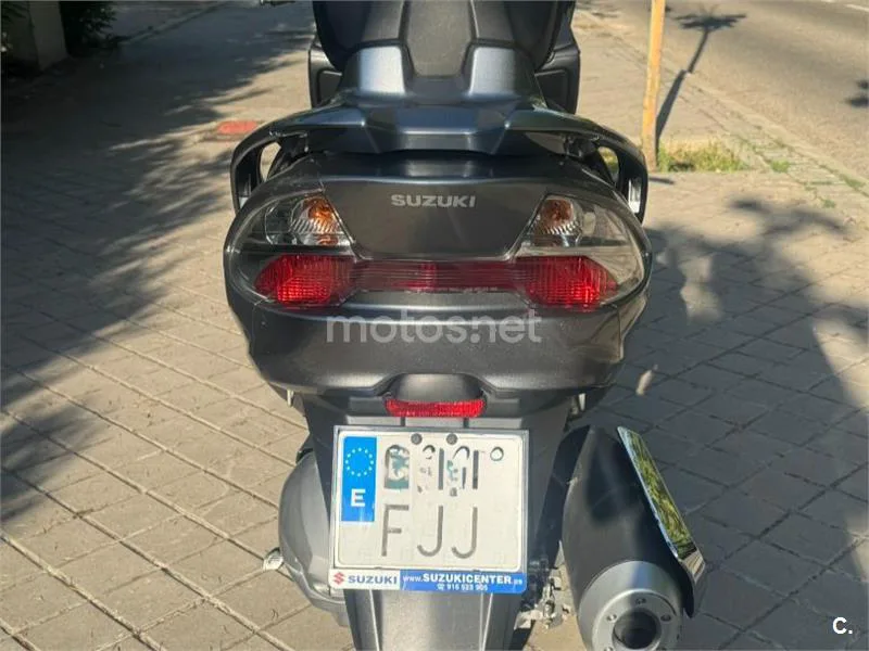 Suzuki Burgman 400 - Vista 6