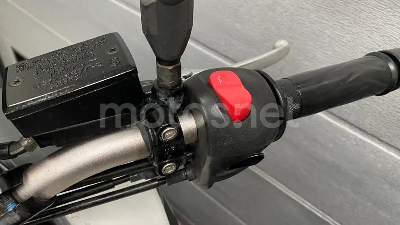 Yamaha XT660Z Ténéré - Vista 16
