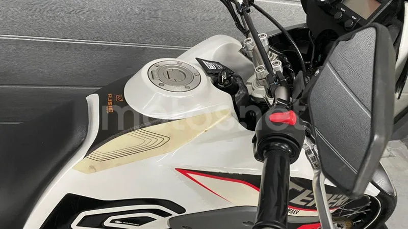 Yamaha XT660Z Ténéré - Vista 24